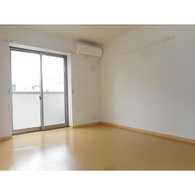 カフリーィエＥ 101【管理NO：1-017586202-01010】 ★家具家電は申し込み後に搬入します★の物件写真2