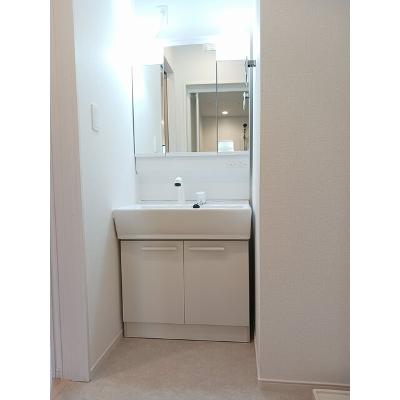ニコリヴⅡ 204【管理NO：1-028404102-02040】 ★家具家電は申し込み後に搬入します 2026年10月中旬入居可能の物件写真6