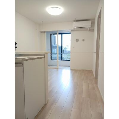 ニコリヴⅡ 103【管理NO：1-028404102-01030】 ★家具家電は申し込み後に搬入します★ ★2026年10月中旬入居可能★の物件写真2
