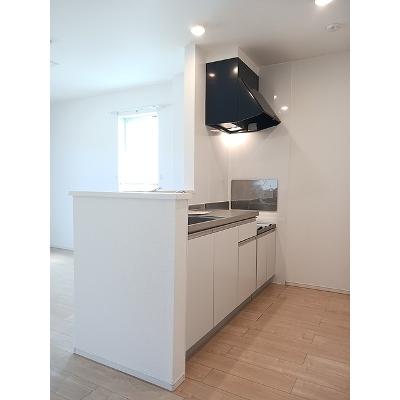 コーネル若月Ⅱ 201【管理NO：1-022504402-02010】 ★家具家電は申し込み後に搬入しますの物件写真3