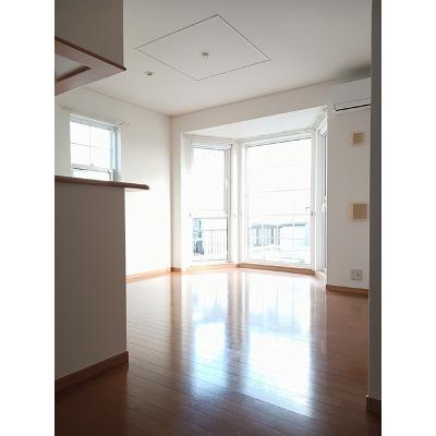 チャンプデブレ 101【管理NO：1-013693501-01010】 ★家具家電は申し込み後に搬入します★の物件写真2
