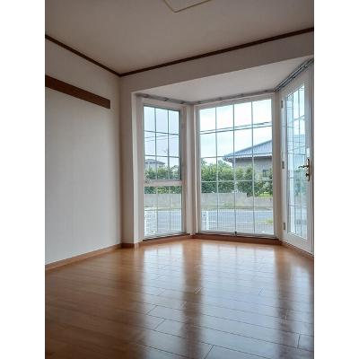 ディスカバリーⅡ 103【管理NO：1-009474802-01030】 ★家具家電は申し込み後に搬入しますの物件写真2