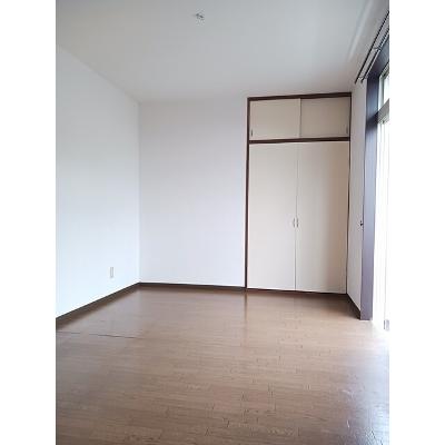 イマージュⅢ 102【管理NO：1-005157403-01020】 ★家具家電は申し込み後に搬入しますの物件写真2