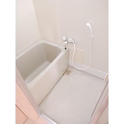 トラッドハイツ柏崎 103【管理NO：1-004662201-01030】 ★家具家電は申し込み後に搬入します★の物件写真4