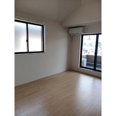 バーデンハイムネクストⅡ 203【管理NO：1-022291202-02030】 ★家具家電は申し込み後に搬入しますの物件写真2