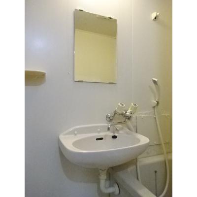 エルディム岡田 201【管理NO：1-003522201-02010】 ★家具家電は申し込み後に搬入します★の物件写真6