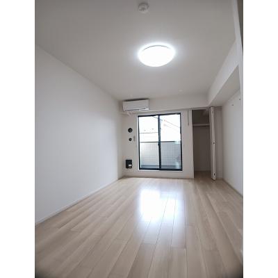サン・シード 202【管理NO：1-028097301-02020】 ★家具家電は申し込み後に搬入します★の物件写真2