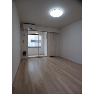 サン・シード 101【管理NO：1-028097301-01010】 ★家具家電は申し込み後に搬入します★の物件写真2