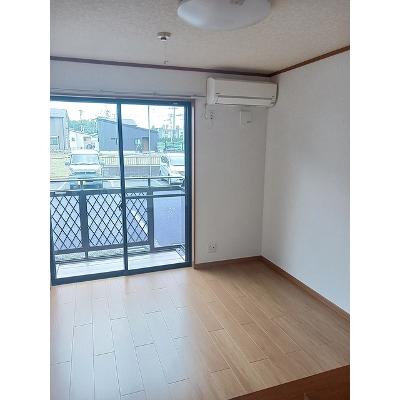 サンハイツ早野新田 102【管理NO：1-099210201-01020】 ★家具家電は申し込み後に搬入します★の物件写真2