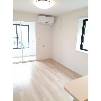 エスポワール 101【管理NO：1-026556001-01010】 ★家具家電は申し込み後に搬入します★の物件写真2