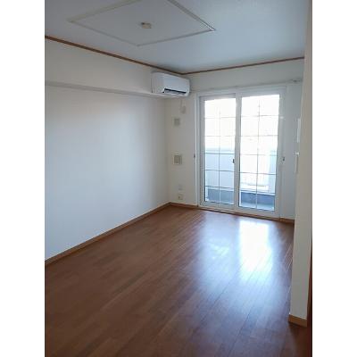 エスポワール　Ⅰ 102【管理NO：1-014028101-01020】 ★家具家電は申し込み後に搬入します★の物件写真2