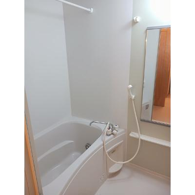 エスポワール　Ⅰ 102【管理NO：1-014028101-01020】 ★家具家電は申し込み後に搬入します★の物件写真4