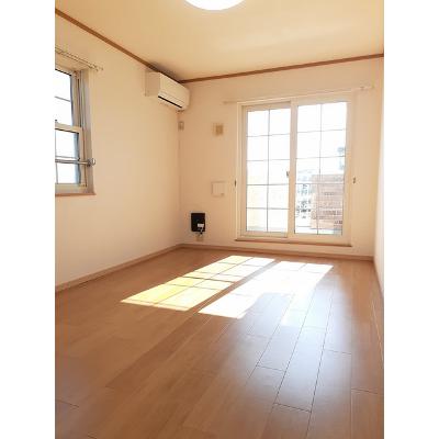 メゾンラルジュ　Ｂ 203【管理NO：1-012961802-02030】 ★家具家電は申し込み後に搬入します★の物件写真2