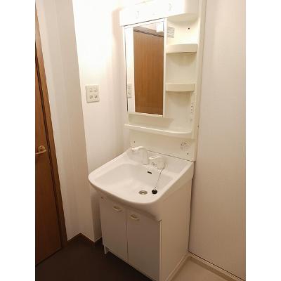 アヴニールⅩⅠ 103【管理NO：1-011429802-01030】 ★家具家電は申し込み後に搬入します★の物件写真6