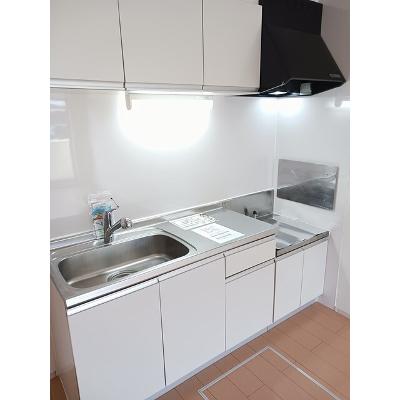 パッシィオーネＭ 103【管理NO：1-018769901-01030】 ★家具家電は申し込み後に搬入します★の物件写真3