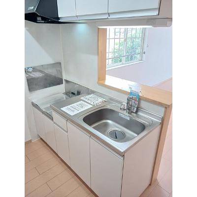 プリティ 201【管理NO：1-016063101-02010】 ★家具家電は申し込み後に搬入します★の物件写真3