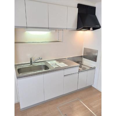 ウエスト　ウッド 103【管理NO：1-015619601-01030】 ★家具家電は申し込み後に搬入します★の物件写真3