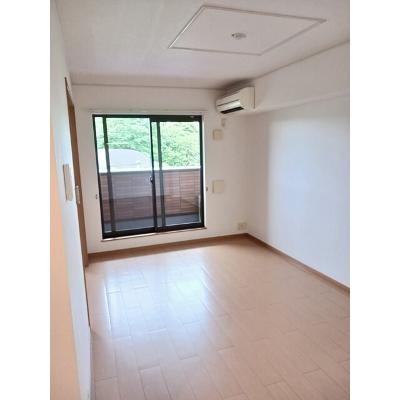 フォレストⅥ 202【管理NO：1-015374901-02020】 ★家具家電は申し込み後に搬入します★の物件写真2