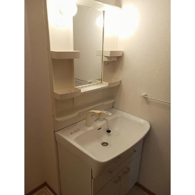 apartment 千葉県長生郡長生村宮成２２７９番地７０ 

↓地図はこちらから