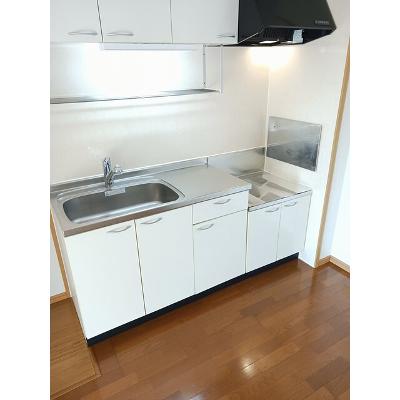フォーリーフＢ 102【管理NO：1-013354502-01020】 ★家具家電は申し込み後に搬入します★の物件写真3