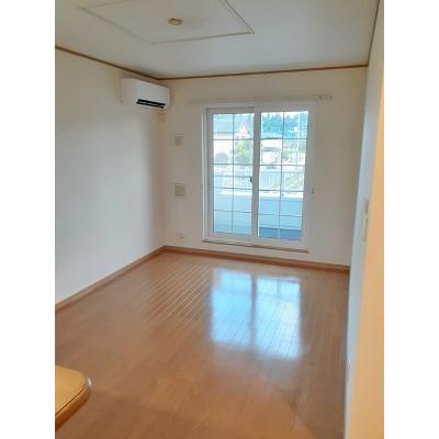 ファミールⅢ 201【管理NO：1-013310101-02010】 ★家具家電は申し込み後に搬入します★の物件写真2