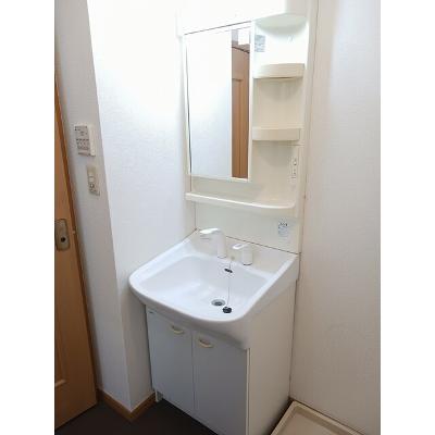 プラムフィールドＤ 103【管理NO：1-011986402-01030】 ★家具家電は申し込み後に搬入します★の物件写真6