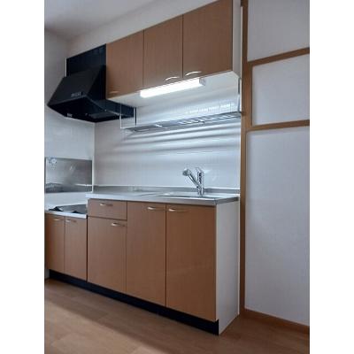アヴニール 204【管理NO：1-011658601-02040】 ★家具家電は申し込み後に搬入します★の物件写真3