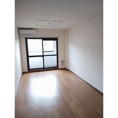 ガーデンプレイスⅡ 201【管理NO：1-010124201-02010】 ★家具家電は申し込み後に搬入します★の物件写真2