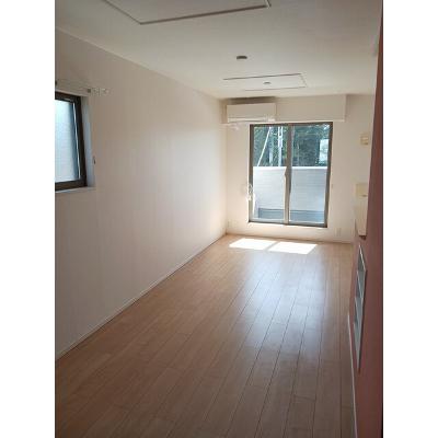 サニー・サイド 204【管理NO：1-022077201-02040】 ★家具家電は申し込み後に搬入します★の物件写真2