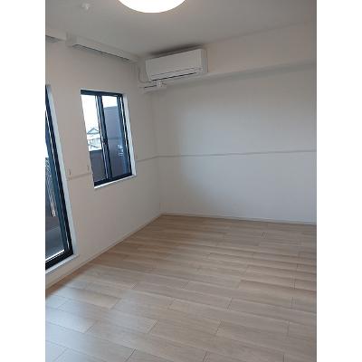 ルポン　ボヌール 303【管理NO：1-028588101-03030】 ★家具家電は申し込み後に搬入します★の物件写真2