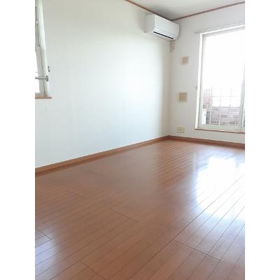 ビュー　テラス 201【管理NO：1-012543601-02010】 ★家具家電は申し込み後に搬入します★ ★2026年08月下旬入居可能★の物件写真2