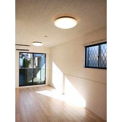 レガリア 101【管理NO：1-028299601-01010】 ★家具家電は申し込み後に搬入します★の物件写真2