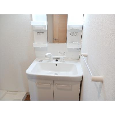 apartment 埼玉県三郷市新和４丁目２０３番地３ 

↓地図はこちらから