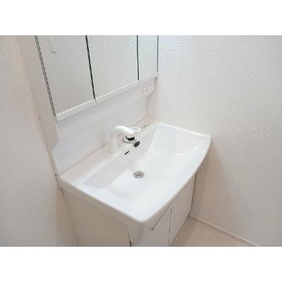 ヒカルサ三郷中央 305【管理NO：1-028302401-03050】 ★家具家電は申し込み後に搬入します★の物件写真6