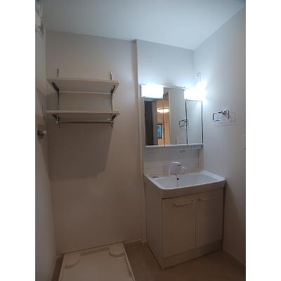 ヒカルサ新潟姥ケ山 201【管理NO：1-028664001-02010】 ★家具家電は申し込み後に搬入します★の物件写真6