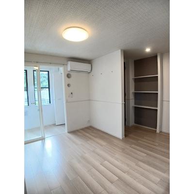 ドリームキャッスル 102【管理NO：1-028290701-01020】 ★家具家電は申し込み後に搬入しますの物件写真2