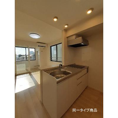 シャトレーベル 304【管理NO：1-027976301-03040】 ★家具家電は申し込み後に搬入します★ ★2026年09月上旬入居可能★の物件写真3