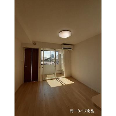 シャトレーベル 302【管理NO：1-027976301-03020】 ★家具家電は申し込み後に搬入します★ ★2026年09月上旬入居可能★の物件写真2
