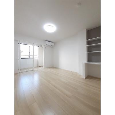 ラ・メゾンＳＨ 204【管理NO：1-026365301-02040】 ★家具家電は申し込み後に搬入します★ ★2026年12月上旬入居可能★の物件写真2