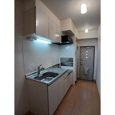 フォルシュ 103【管理NO：1-019591001-01030】 ★家具家電は申し込み後に搬入します★の物件写真3