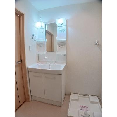 ロミオ　リゾート 204【管理NO：1-019289001-02040】 ★家具家電は申し込み後に搬入しますの物件写真6