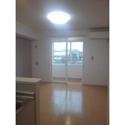 パインズ中島 203【管理NO：1-018812301-02030】 ★家具家電は申し込み後に搬入しますの物件写真2
