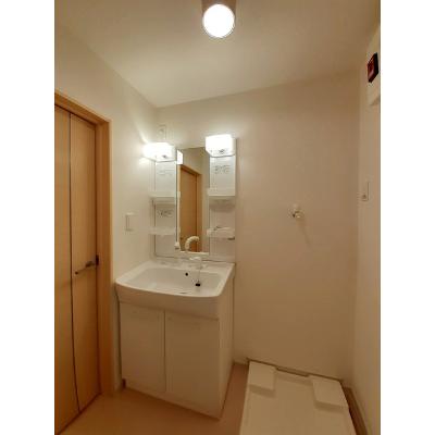 コムラード 202【管理NO：1-018436901-02020】 ★家具家電は申し込み後に搬入しますの物件写真6