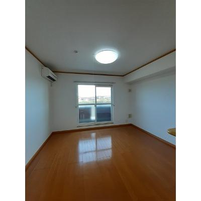 デスパシオ 201【管理NO：1-013246101-02010】 ★家具家電は申し込み後に搬入しますの物件写真2