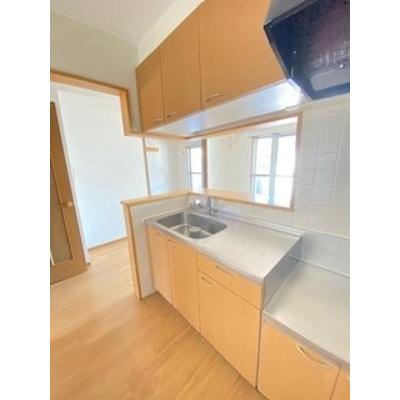 レトア手島 203【管理NO：1-010677401-02030】 ★家具家電は申し込み後に搬入します★の物件写真3
