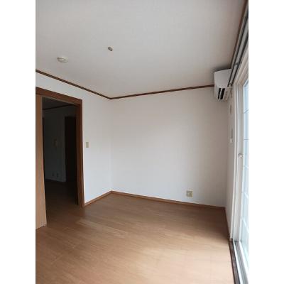 クレストＡ 101【管理NO：1-006280001-01010】 ★家具家電は申し込み後に搬入しますの物件写真2
