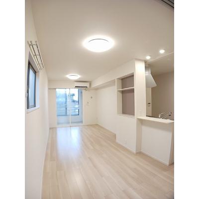 ラーゴム　Ⅱ 205【管理NO：1-027664002-02050】 ★家具家電は申し込み後に搬入します 2026年08月中旬入居可能の物件写真2
