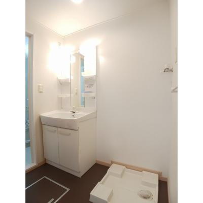 カーサ　フェリーチェⅠ 201【管理NO：1-015867901-02010】 ★家具家電は申し込み後に搬入しますの物件写真6