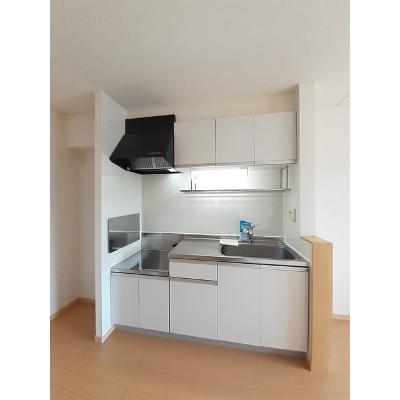 昴 203【管理NO：1-015354301-02030】 ★家具家電は申し込み後に搬入します 2026年08月中旬入居可能の物件写真3