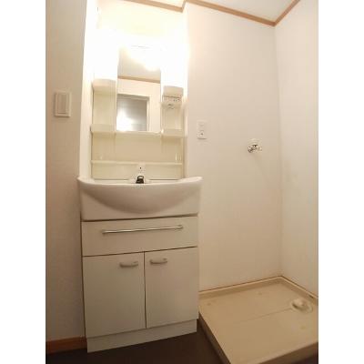 フィオレンテⅡ 102【管理NO：1-013307902-01020】 ★家具家電は申し込み後に搬入しますの物件写真6